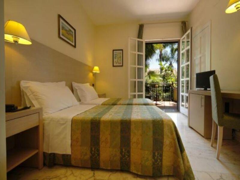 Hotel Borgo Verde Catania-Fontanarossai nemzetközi repülőtér Kültér fotó