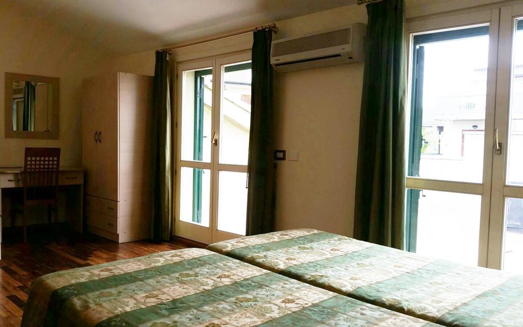 Hotel Borgo Verde Catania-Fontanarossai nemzetközi repülőtér Kültér fotó