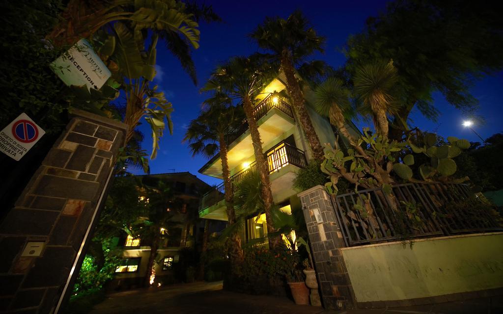 Hotel Borgo Verde Catania-Fontanarossai nemzetközi repülőtér Kültér fotó